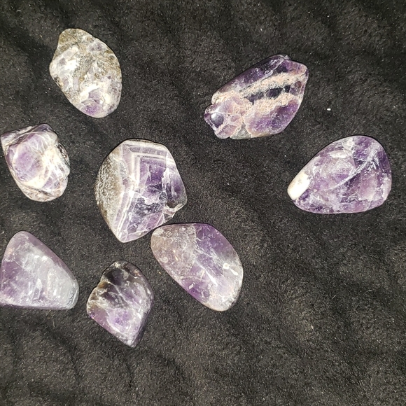 Amethyst - Picture 2 of 2